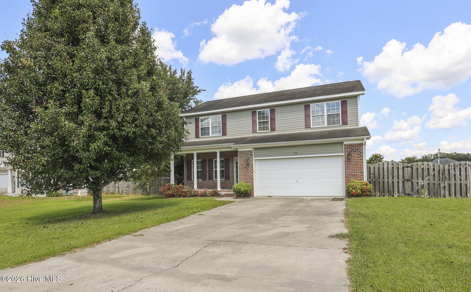 215 Bonanza Drive, Richlands, NC 28574 Main Photo