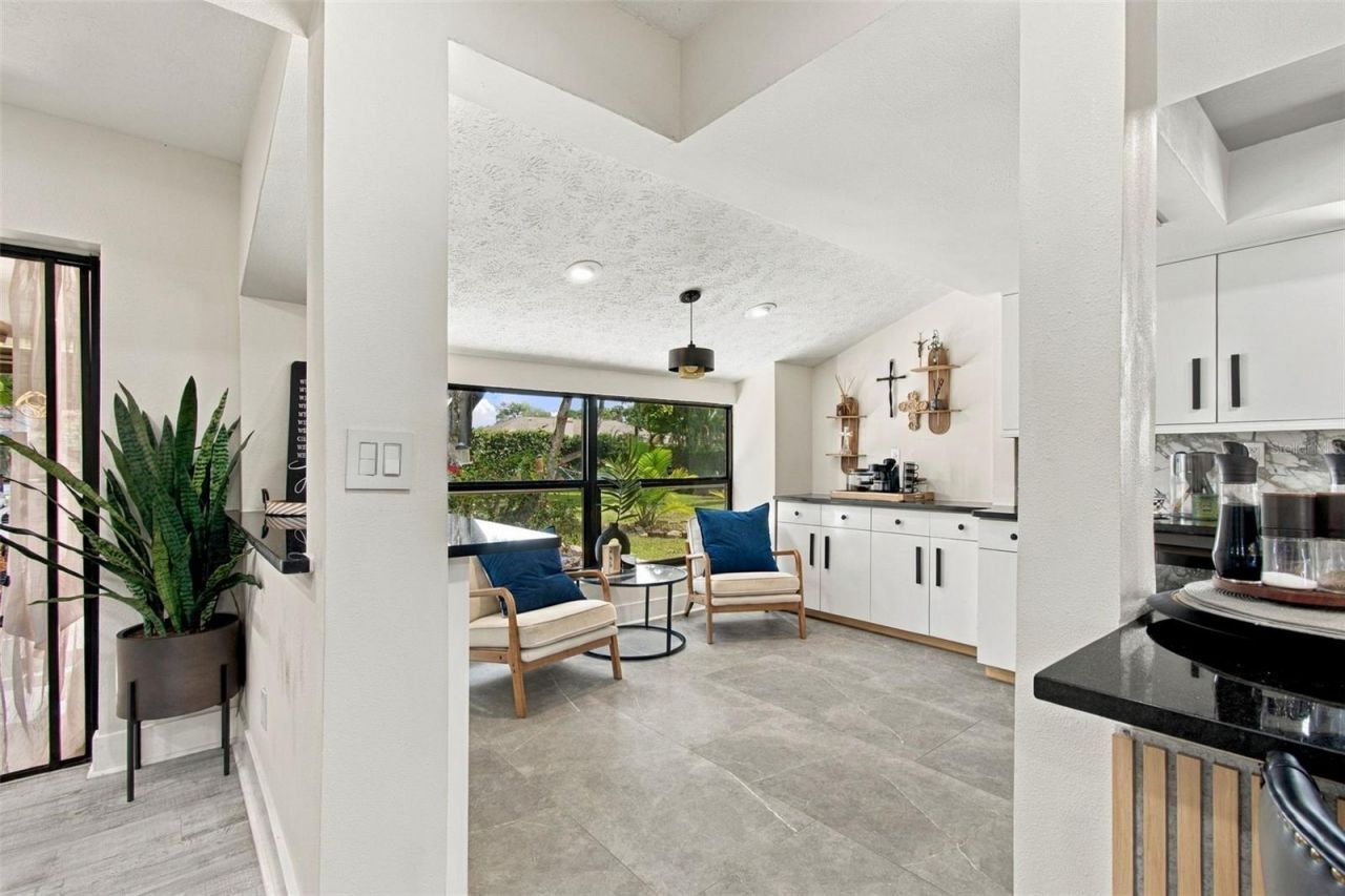 7913 Flowerfield Drive, Tampa, FL 33615 Photo