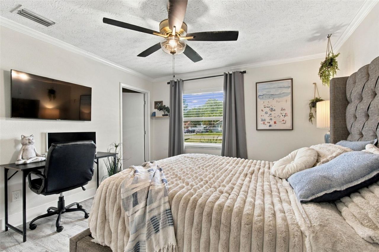 7913 Flowerfield Drive, Tampa, FL 33615 Photo