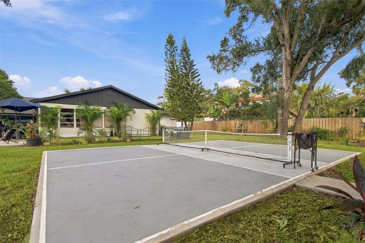 7913 Flowerfield Drive, Tampa, FL 33615 Photo