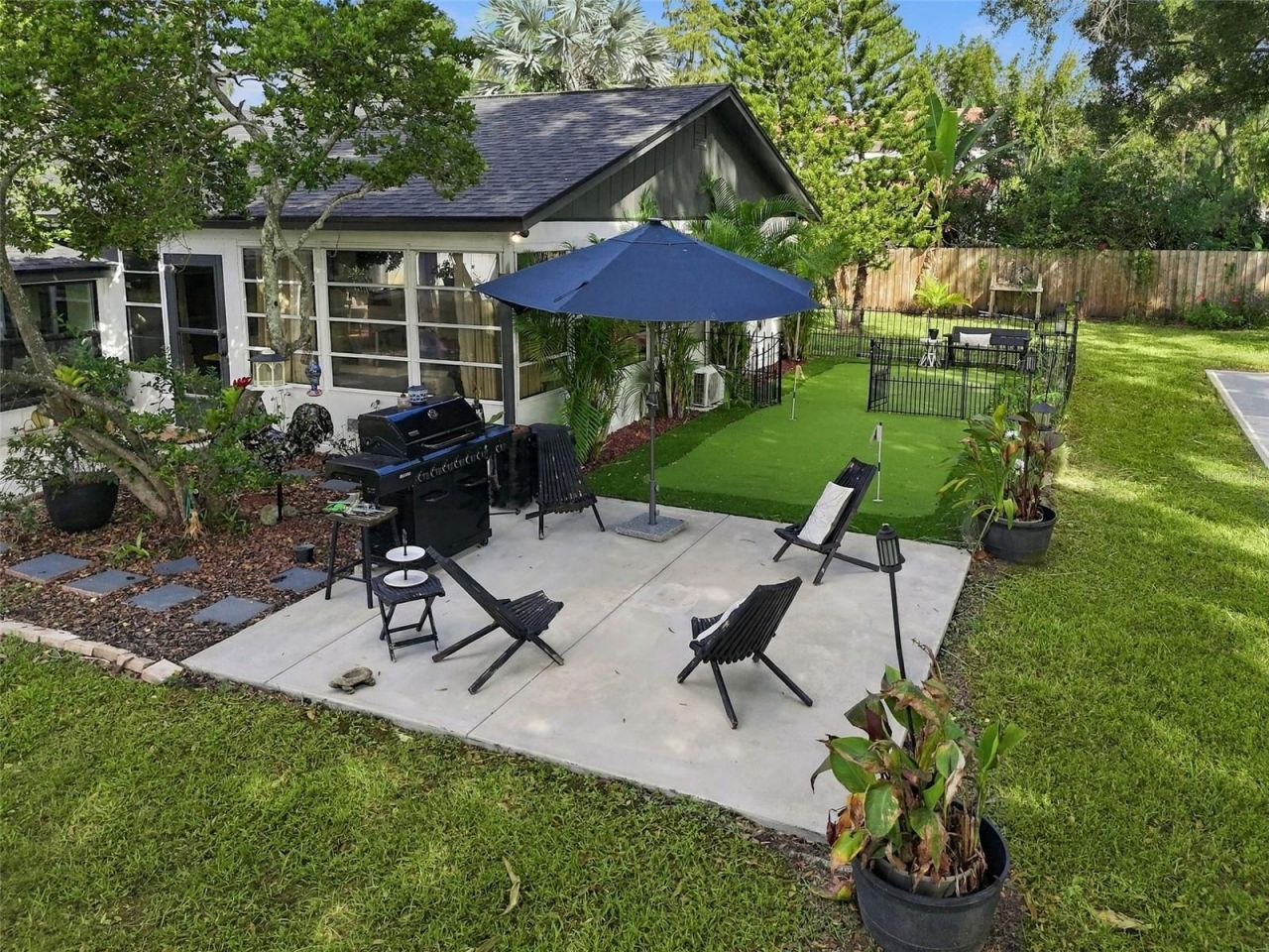7913 Flowerfield Drive, Tampa, FL 33615 Photo