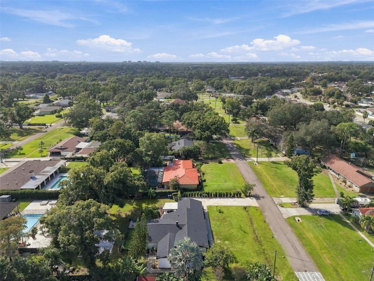 7913 Flowerfield Drive, Tampa, FL 33615 Photo