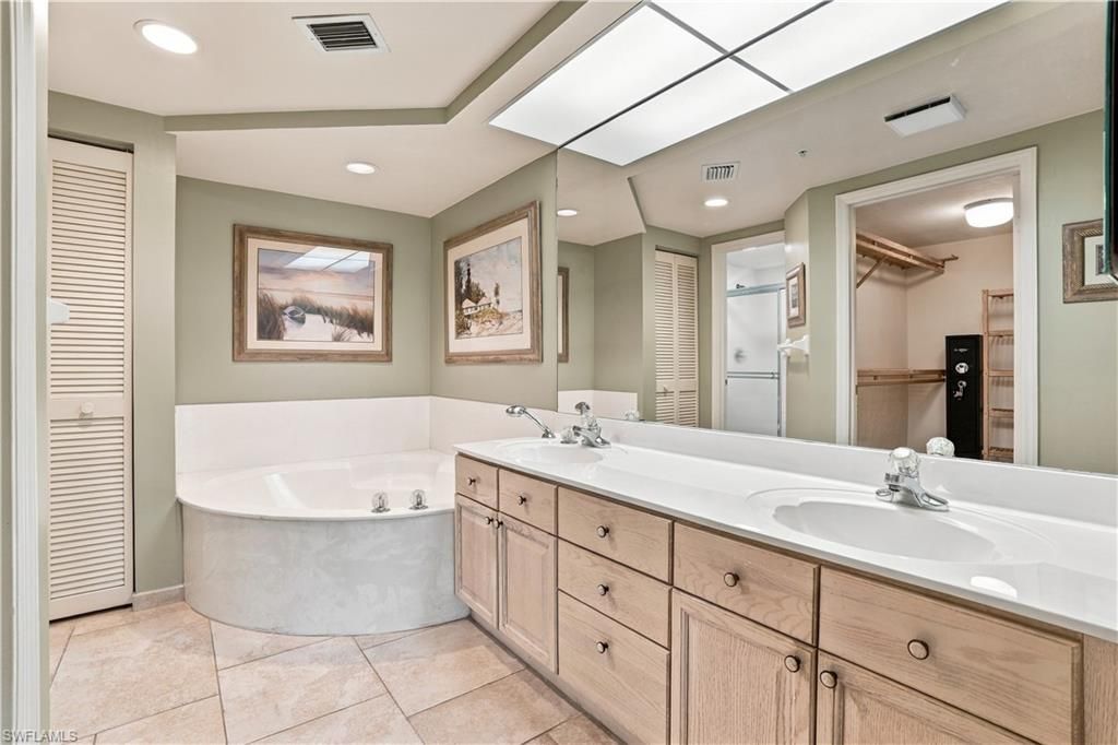 3331 Crossings Ct , Unit 402, Bonita Springs, FL 34134 Photo