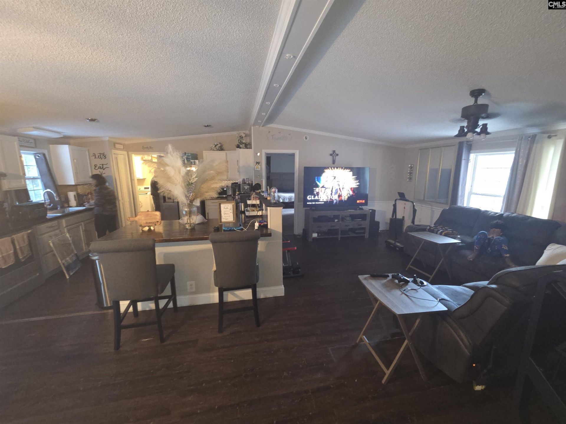 5255 Seymour  Photo 10