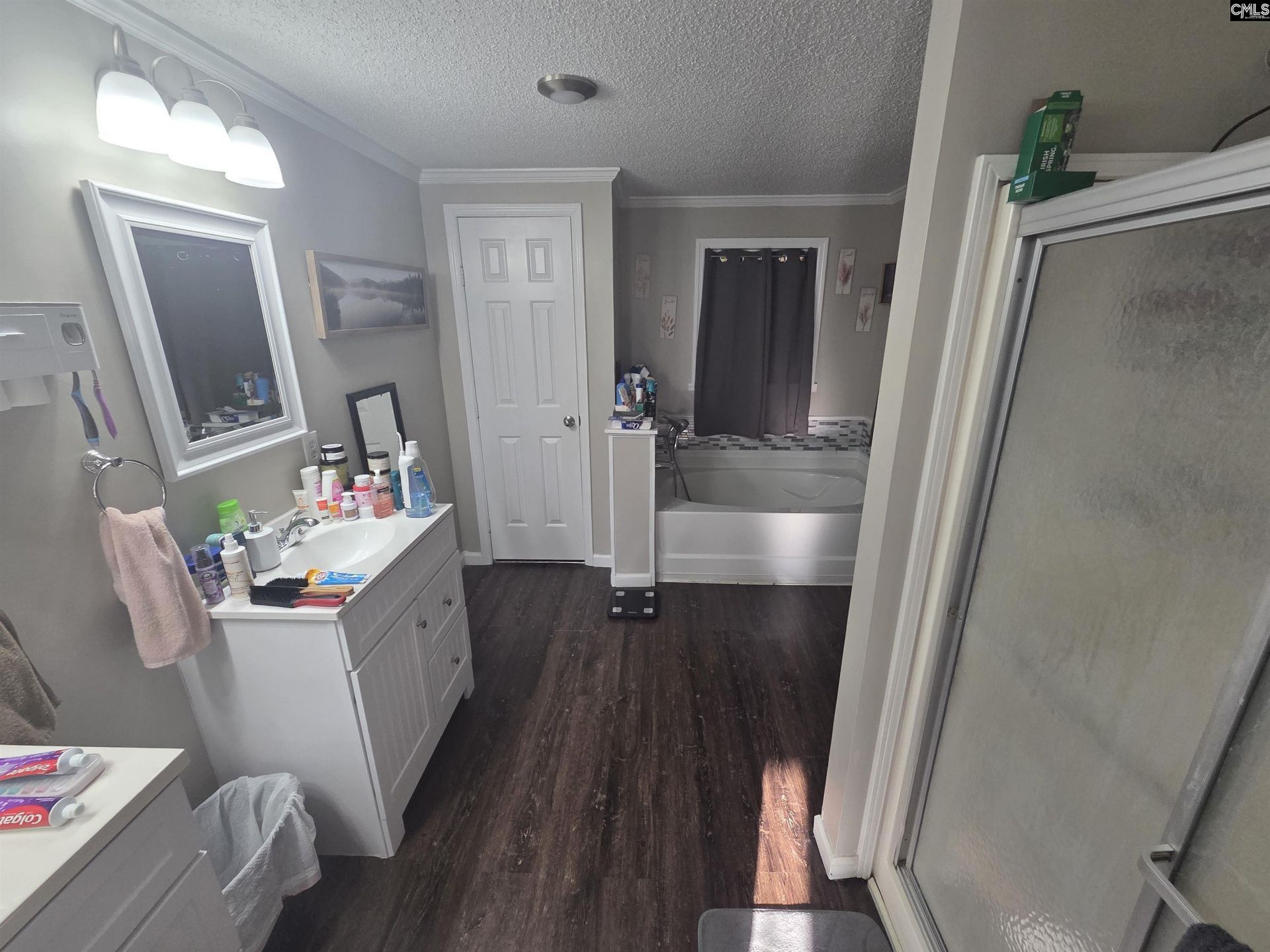 5255 Seymour  Photo 18