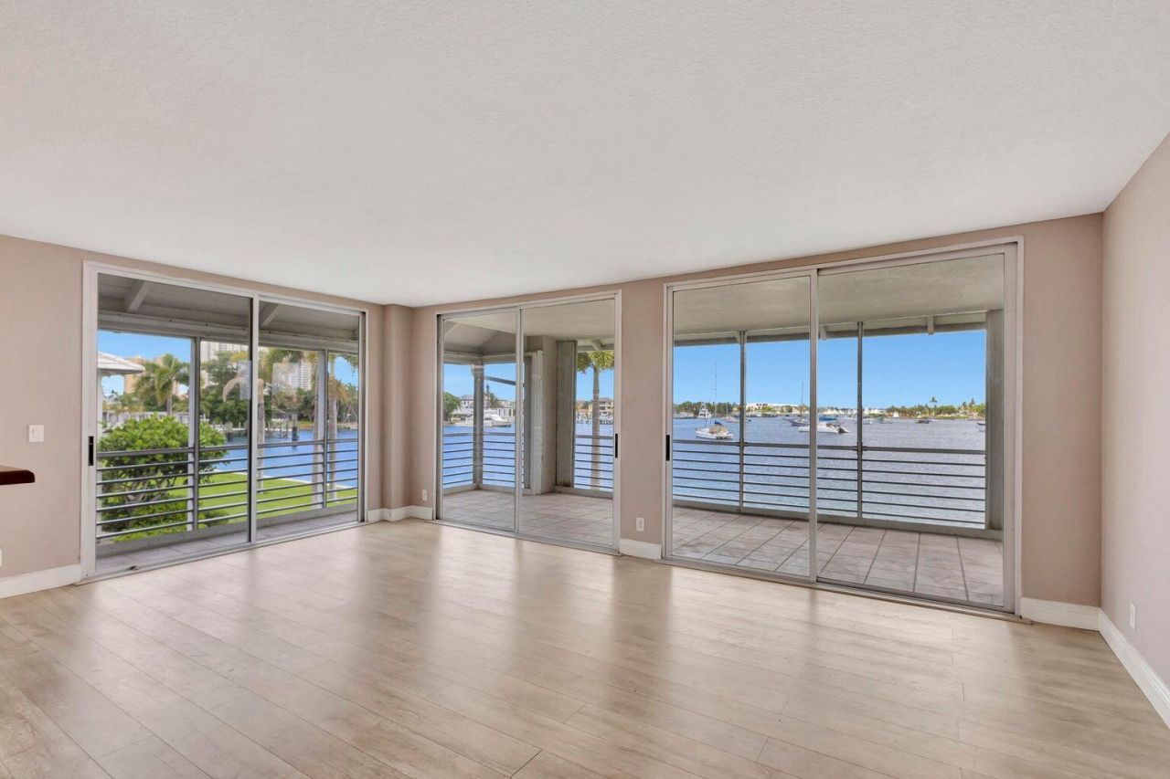 1071 Sugar Sands Boulevard, Unit 7, Singer Island, FL 33404 Photo