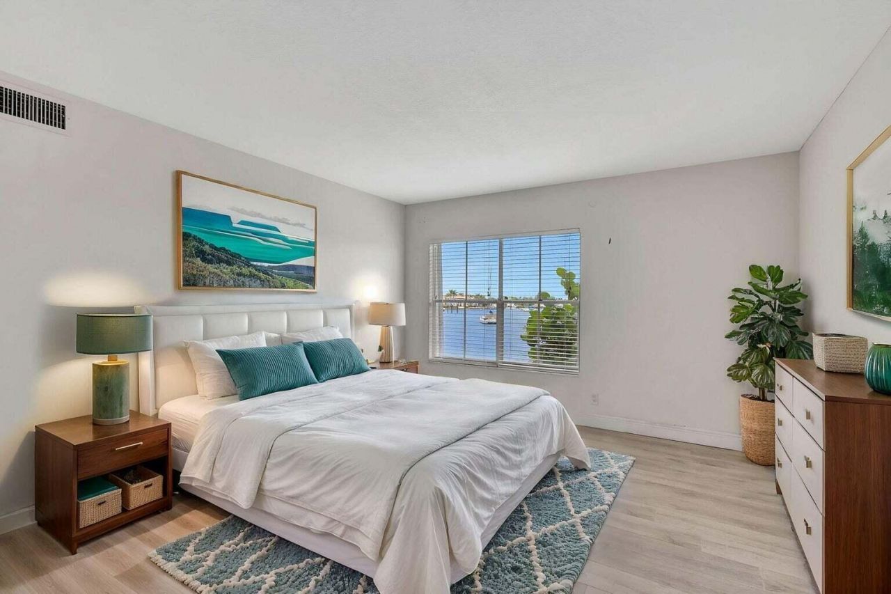 1071 Sugar Sands Boulevard, Unit 7, Singer Island, FL 33404 Photo