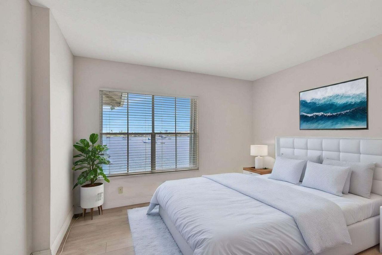 1071 Sugar Sands Boulevard, Unit 7, Singer Island, FL 33404 Photo