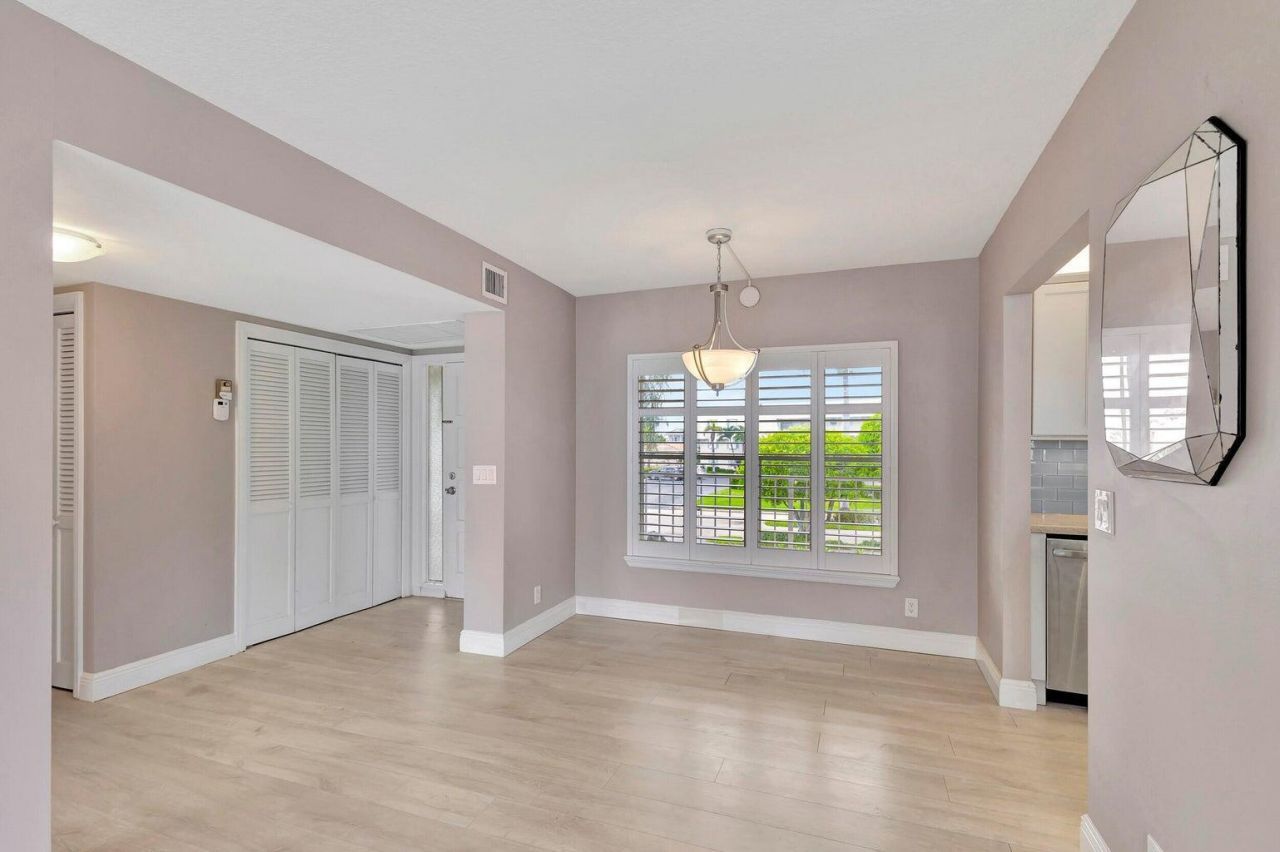 1071 Sugar Sands Boulevard, Unit 7, Singer Island, FL 33404 Photo