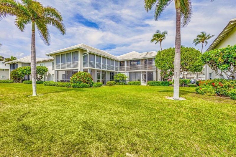 1071 Sugar Sands Boulevard, Unit 7, Singer Island, FL 33404 Photo