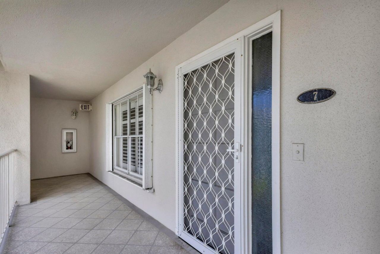 1071 Sugar Sands Boulevard, Unit 7, Singer Island, FL 33404 Photo