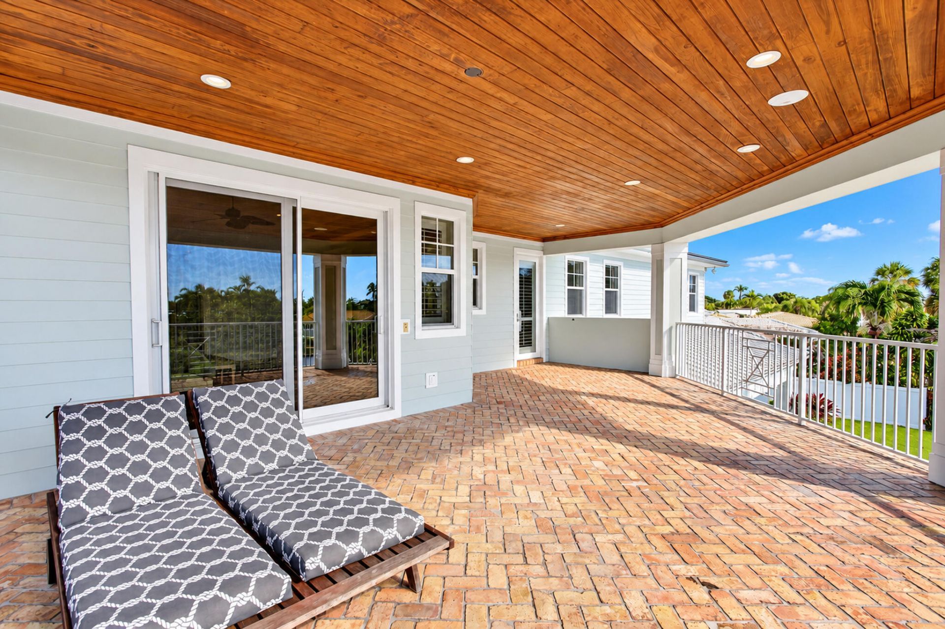 900 SE 6th Avenue, Pompano Beach, FL 33060 Photo