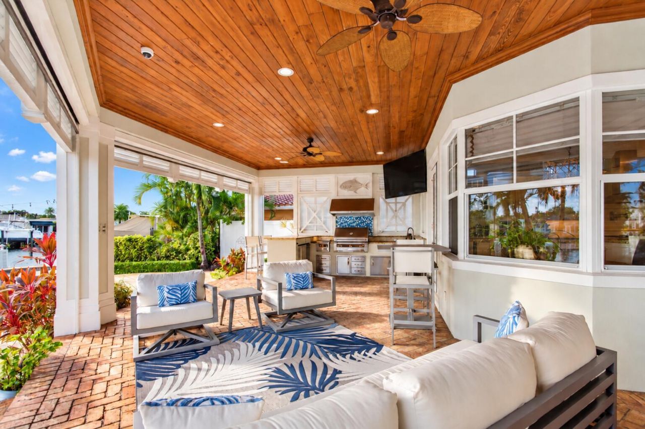 900 SE 6th Avenue, Pompano Beach, FL 33060 Photo