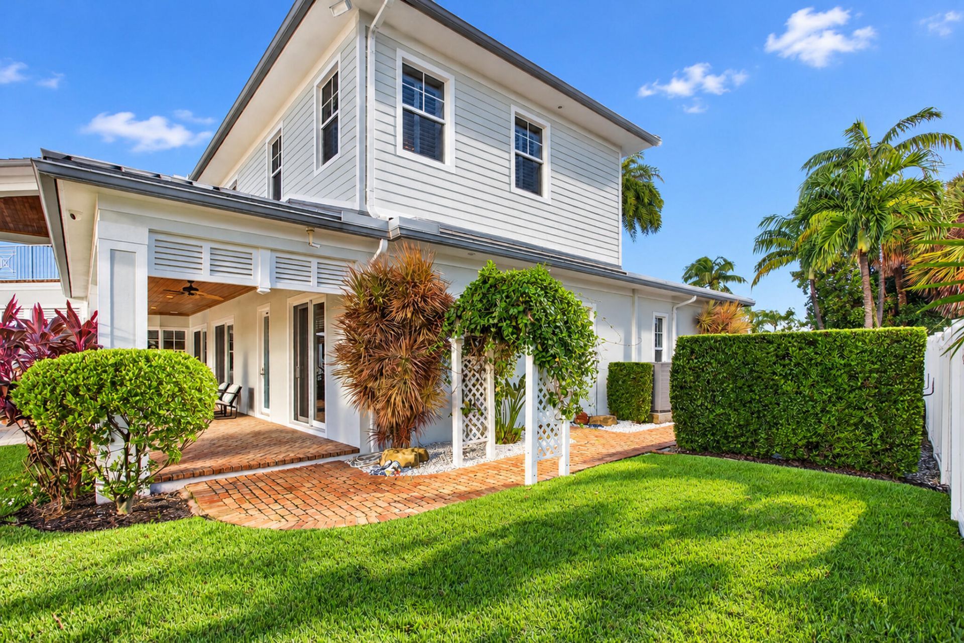 900 SE 6th Avenue, Pompano Beach, FL 33060 Photo