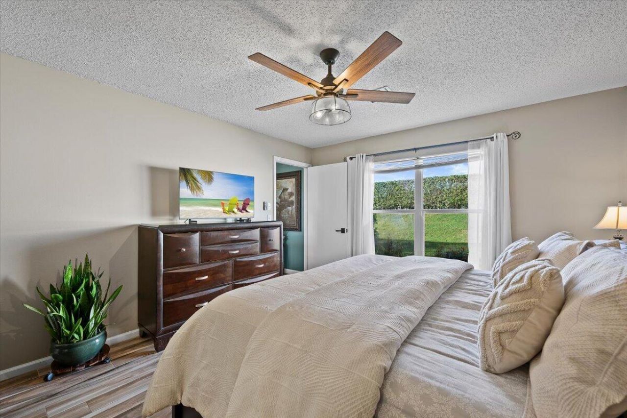 13016 Meadowbreeze Drive, Wellington, FL 33414 Photo