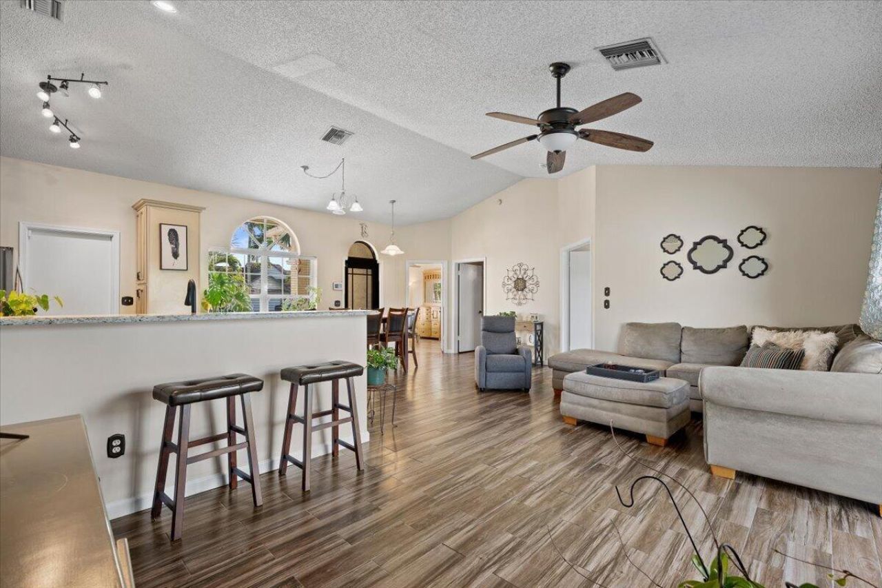 13016 Meadowbreeze Drive, Wellington, FL 33414 Photo