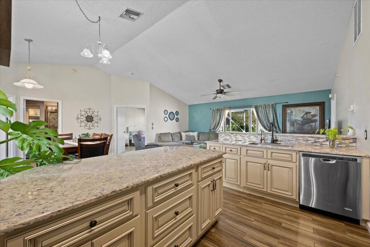 13016 Meadowbreeze Drive, Wellington, FL 33414 Photo