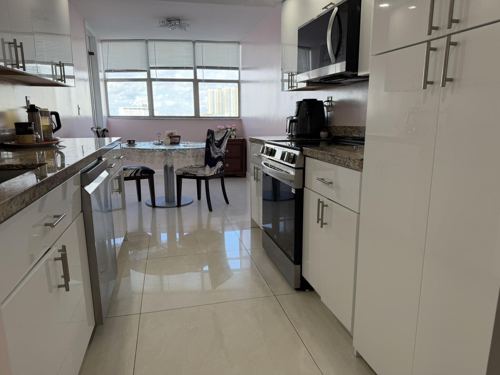 100 Golden Isles Drive, Unit 810, Hallandale Beach, FL 33009 Photo