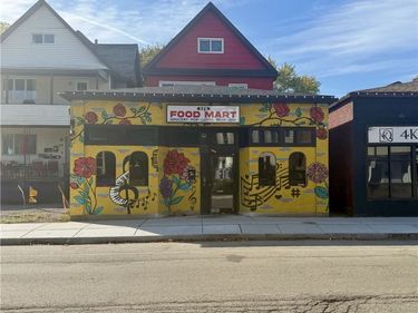 2083 Seneca Street , Buffalo, NY 14210