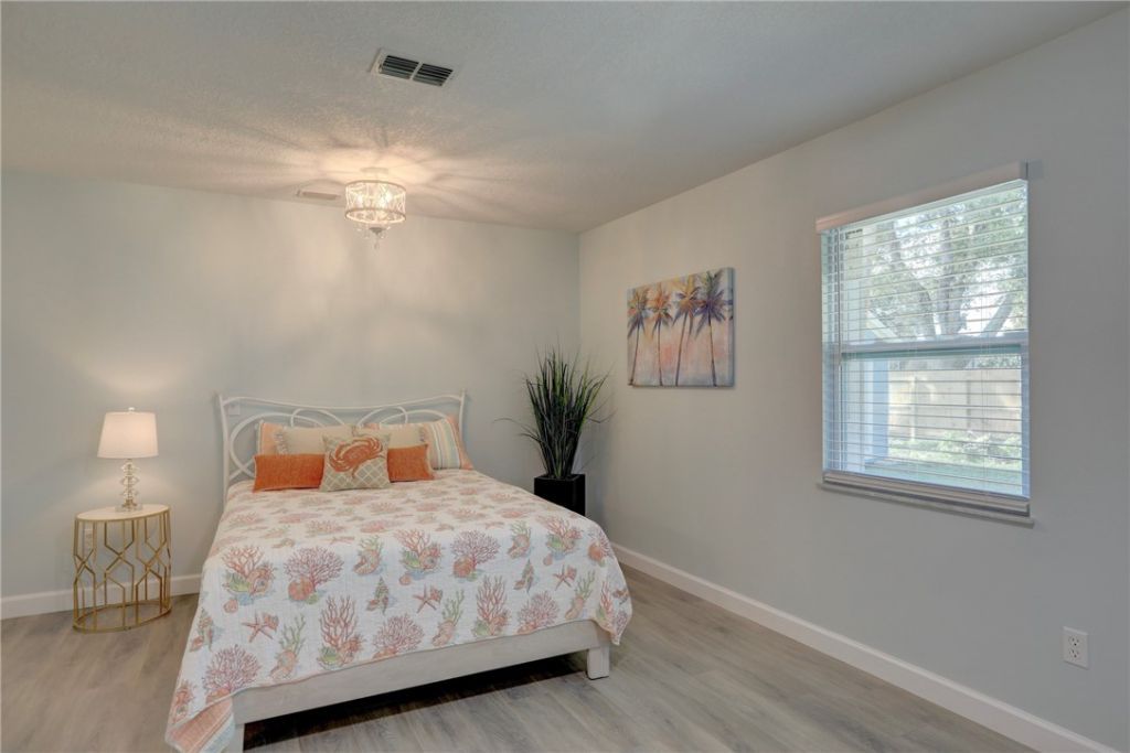 1090 George Street, Sebastian, FL 32958 Photo