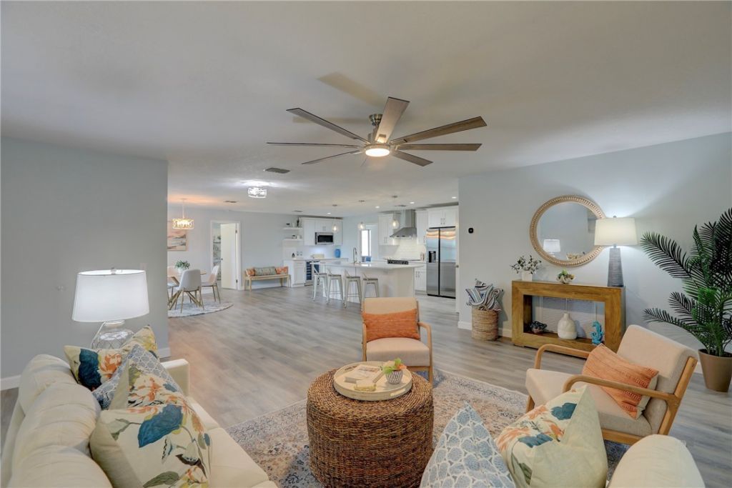 1090 George Street, Sebastian, FL 32958 Photo