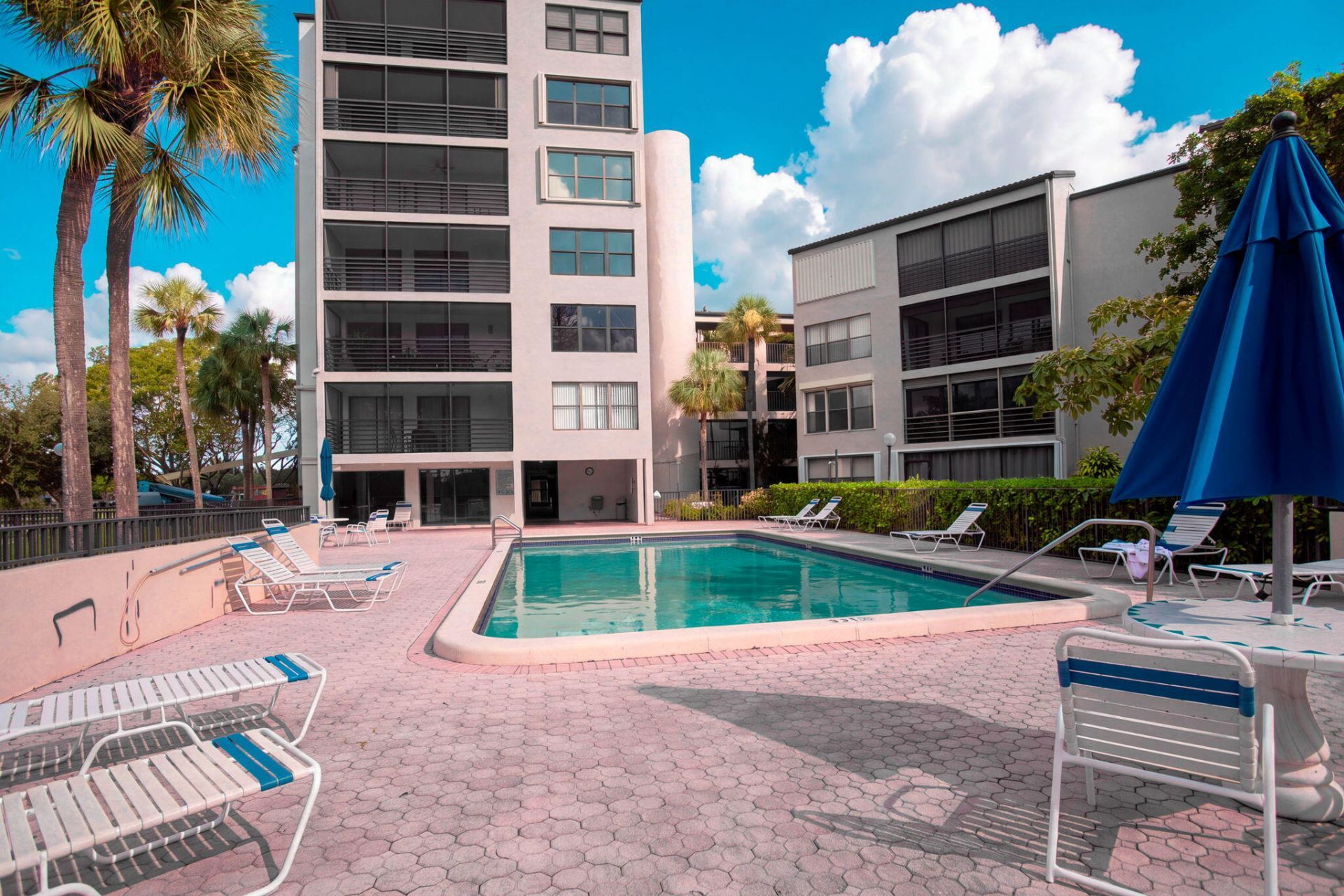 2309 S Cypress Bend Drive, Unit 611D, Pompano Beach, FL 33069 Photo