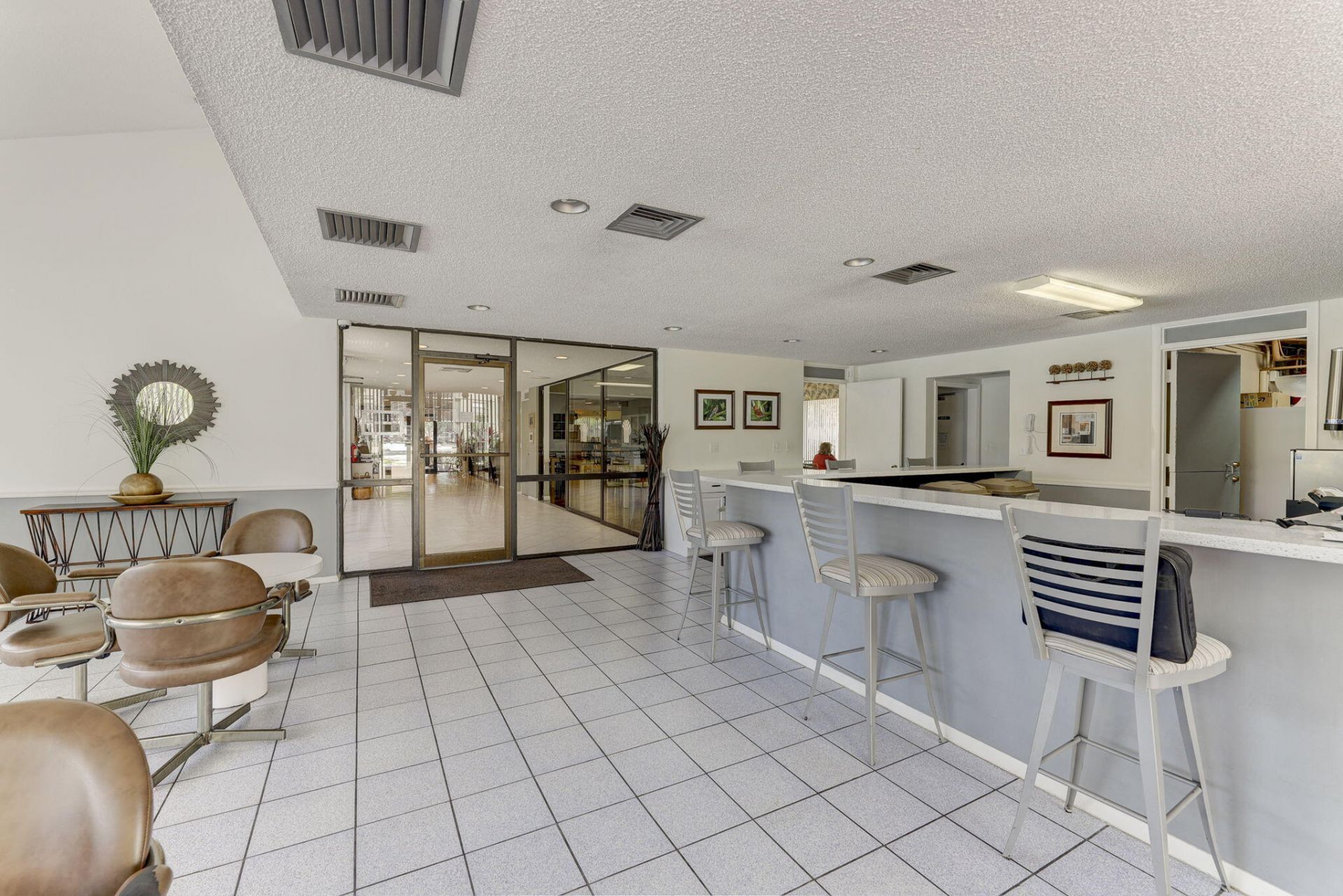 2309 S Cypress Bend Drive, Unit 611D, Pompano Beach, FL 33069 Photo
