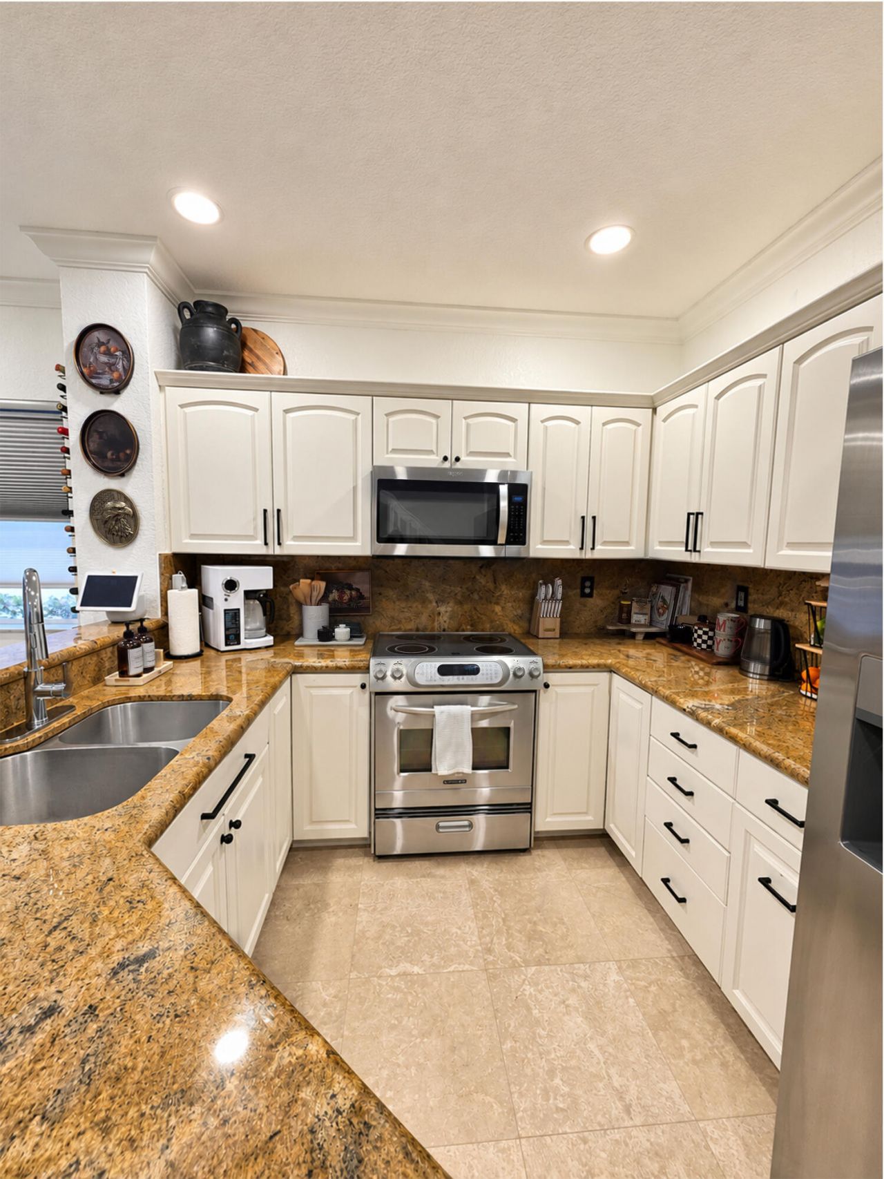 8834 S Isles Circle, Tamarac, FL 33321 Photo