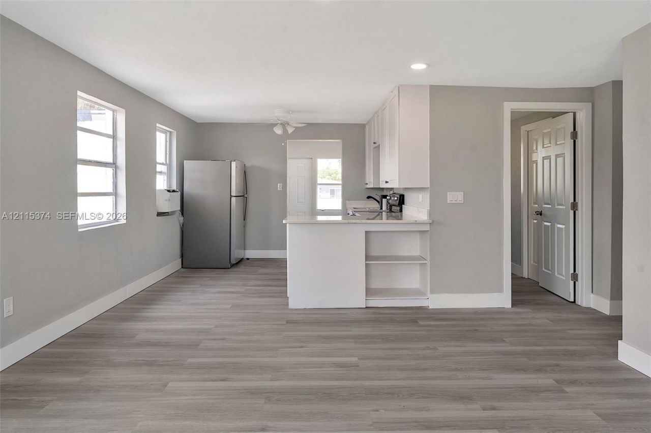 1444 W 28th St , Unit -, Riviera Beach, FL 33404 Photo