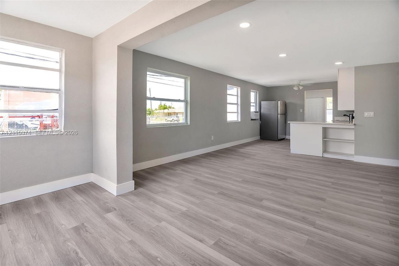 1444 W 28th St , Unit -, Riviera Beach, FL 33404 Photo