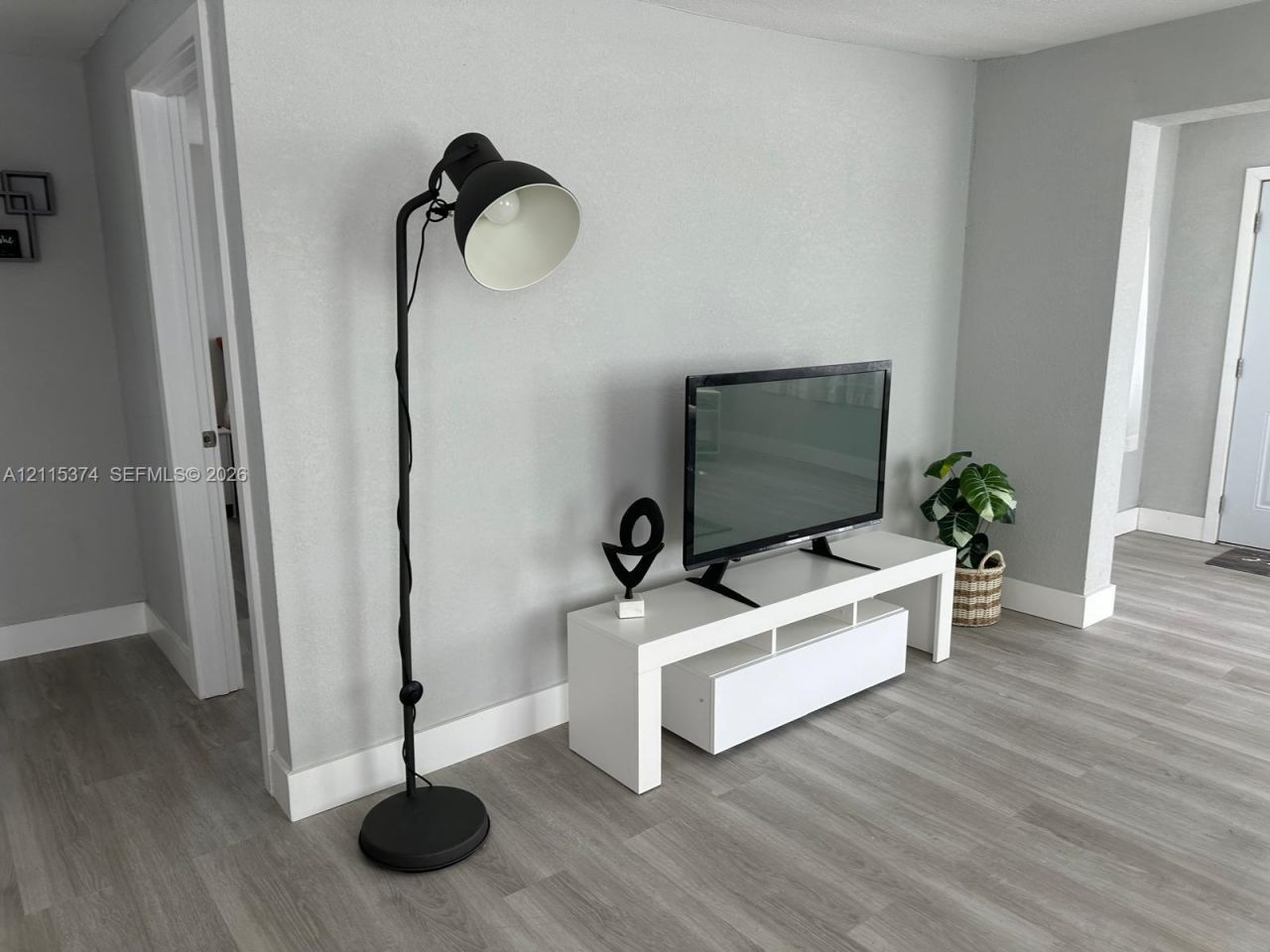 1444 W 28th St , Unit -, Riviera Beach, FL 33404 Photo