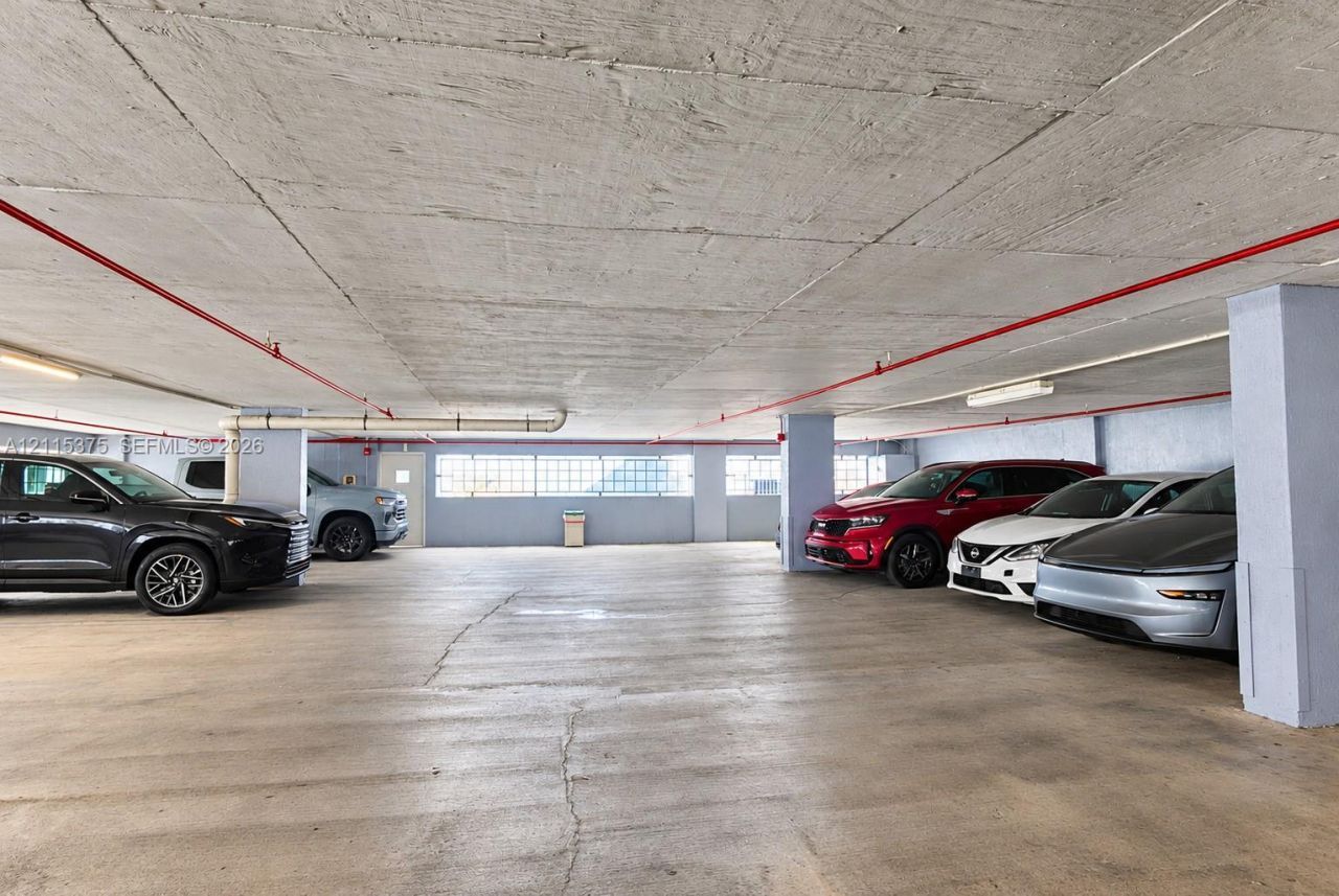 2415 NW 16th St Rd , Unit 416, Miami, FL 33125 Photo