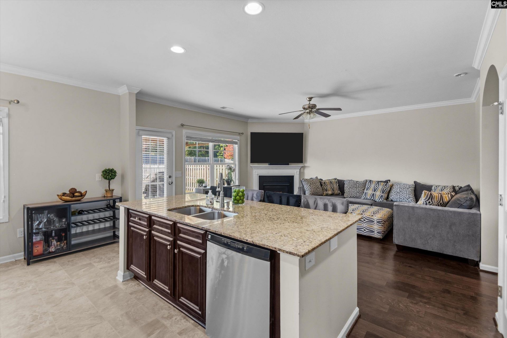 438 Easy Goer Court Photo 10