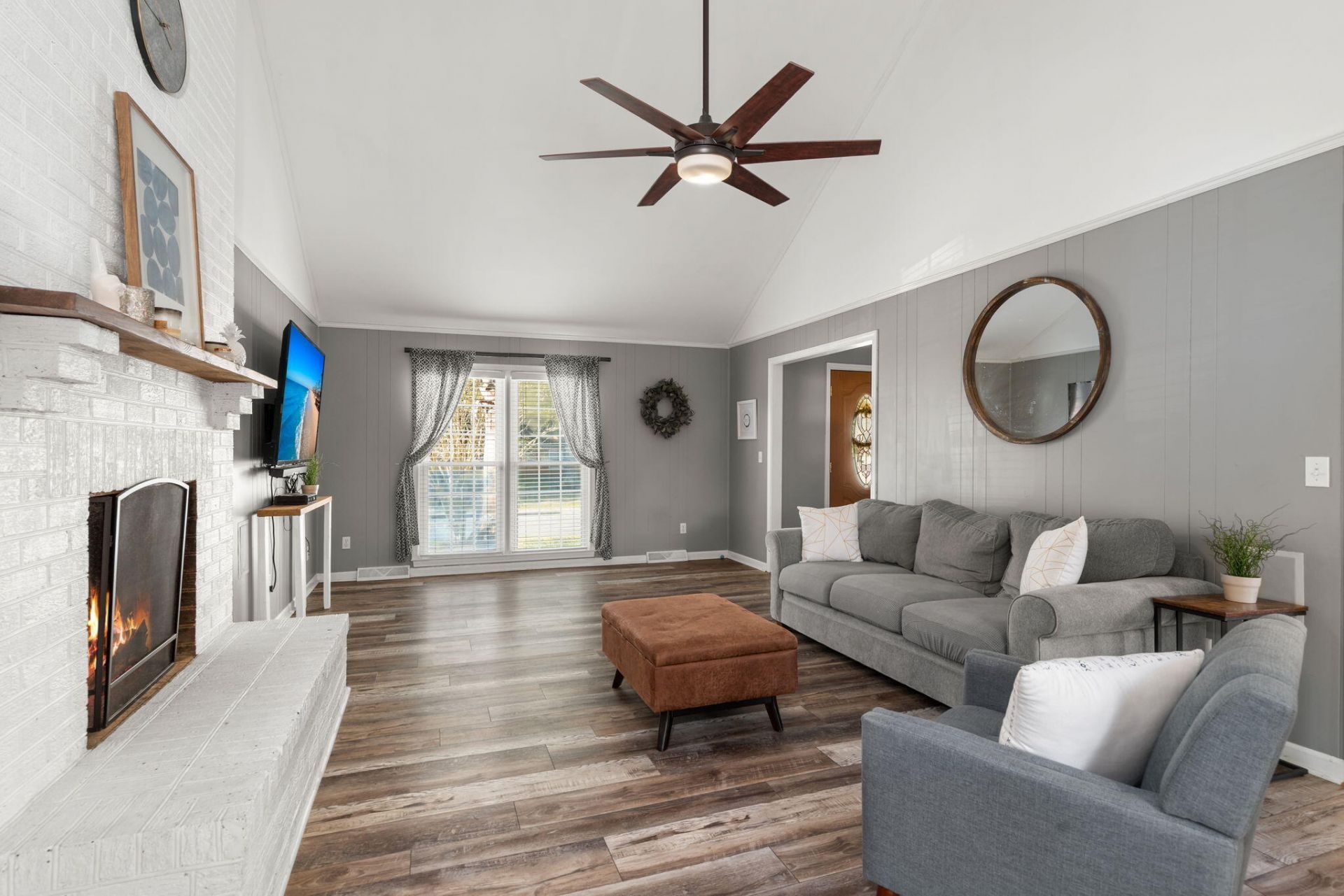 8040 Eberly Avenue Photo 6