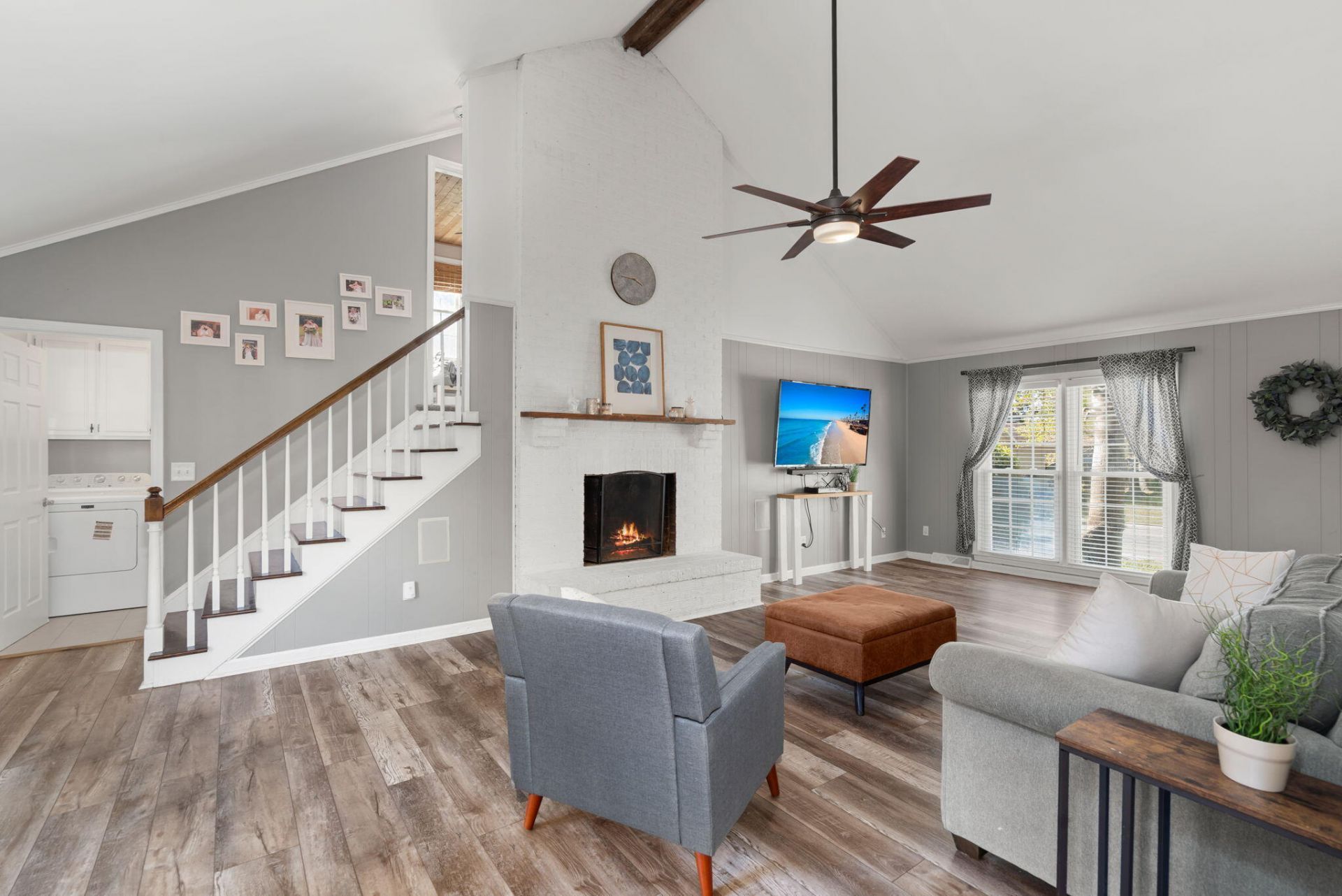 8040 Eberly Avenue Photo 8