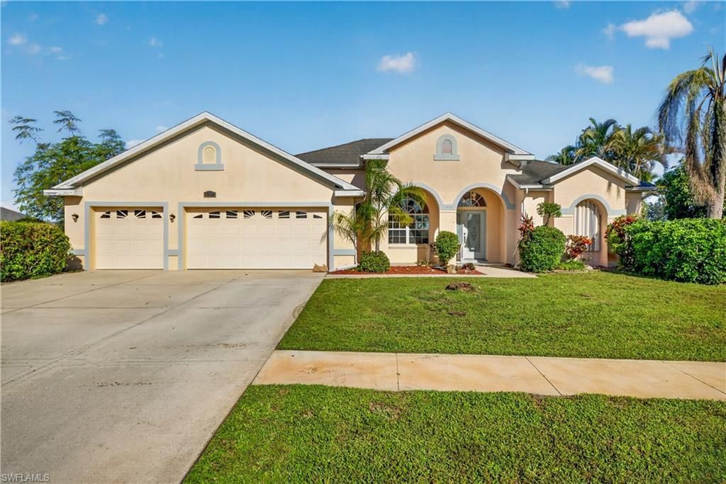 1509 Stadium Ct , Lehigh Acres, FL 33971 Photo