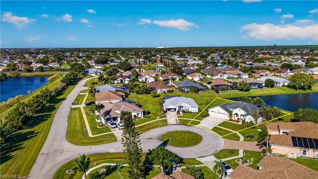 1509 Stadium Ct , Lehigh Acres, FL 33971 Photo