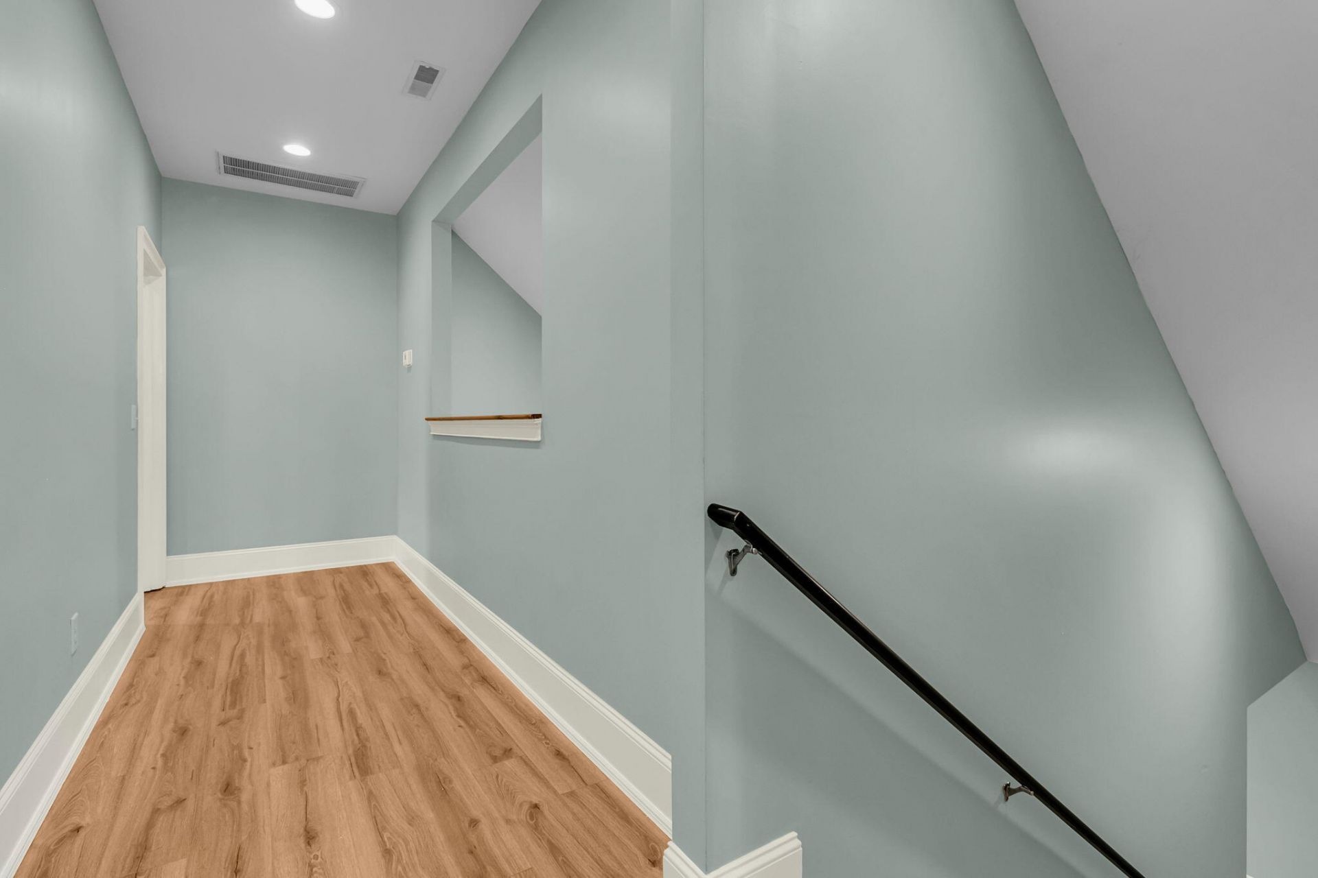 1412 Walking Trail Court Photo 38