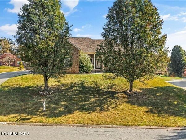 8131 Leclay Drive, Knoxville, TN 37938