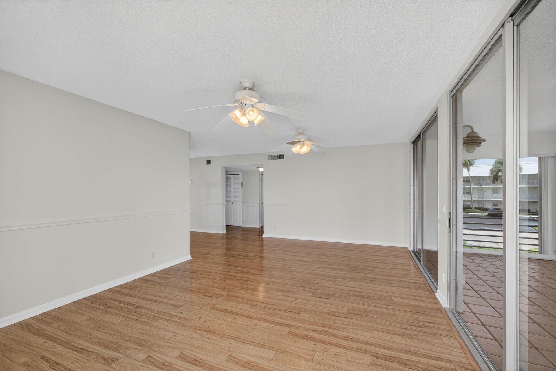 1071 Sugar Sands Boulevard, Unit 8, Singer Island, FL 33404 Photo