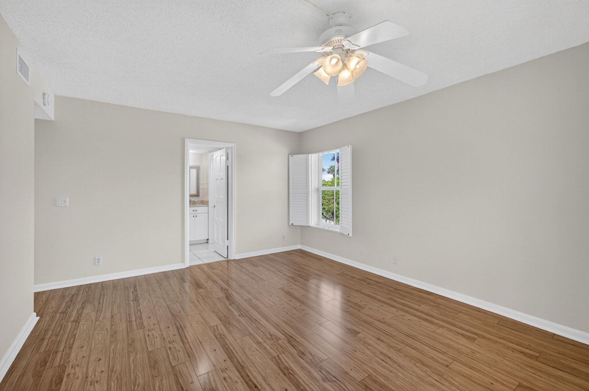 1071 Sugar Sands Boulevard, Unit 8, Singer Island, FL 33404 Photo