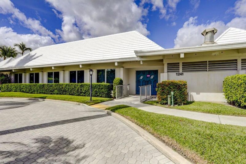 1071 Sugar Sands Boulevard, Unit 8, Singer Island, FL 33404 Photo