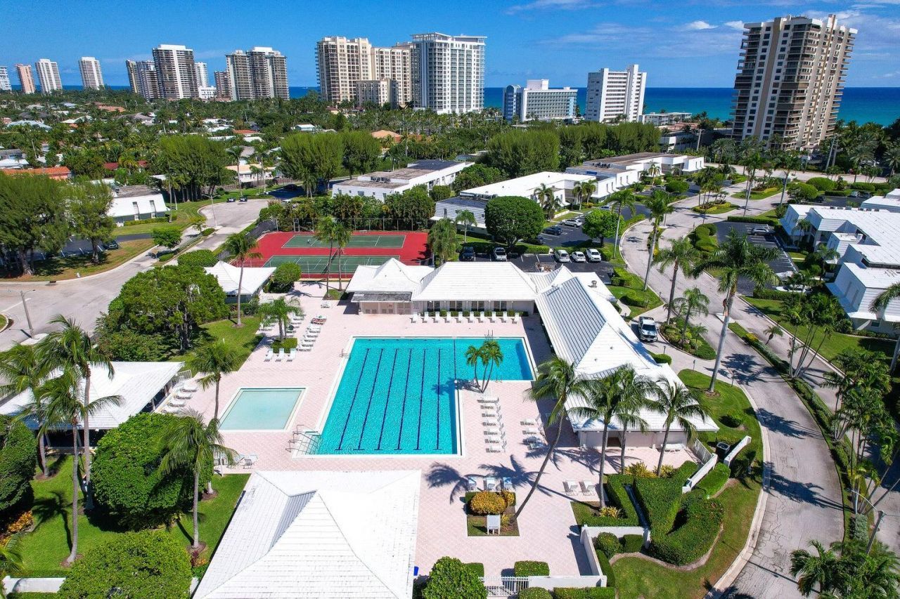 1071 Sugar Sands Boulevard, Unit 8, Singer Island, FL 33404 Photo