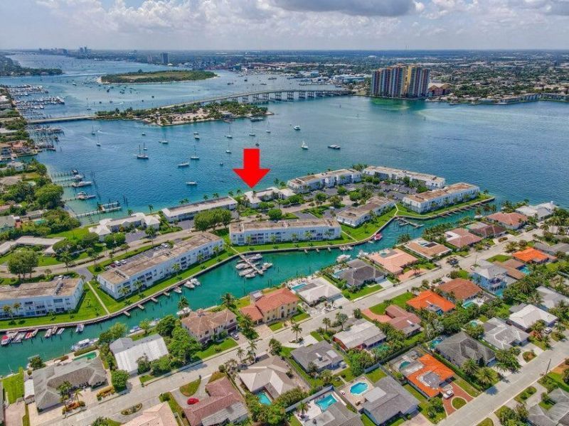 1071 Sugar Sands Boulevard, Unit 8, Singer Island, FL 33404 Photo