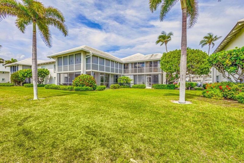 1071 Sugar Sands Boulevard, Unit 8, Singer Island, FL 33404 Photo
