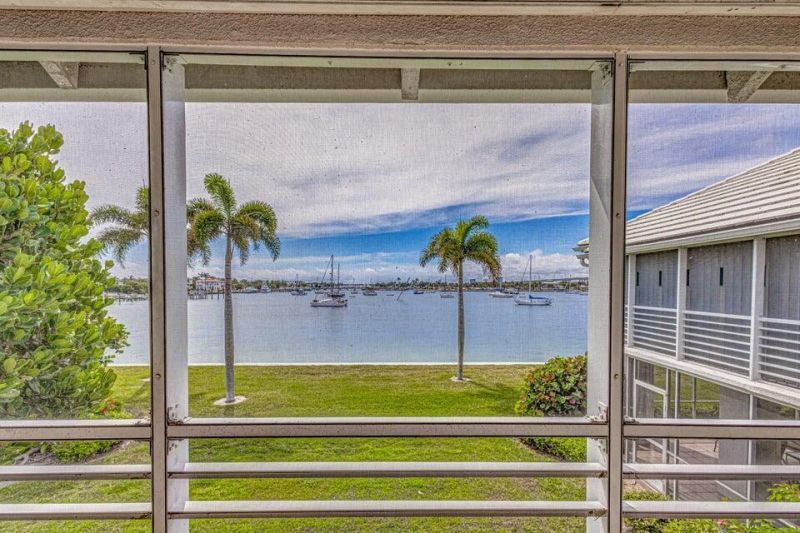 1071 Sugar Sands Boulevard, Unit 8, Singer Island, FL 33404 Photo
