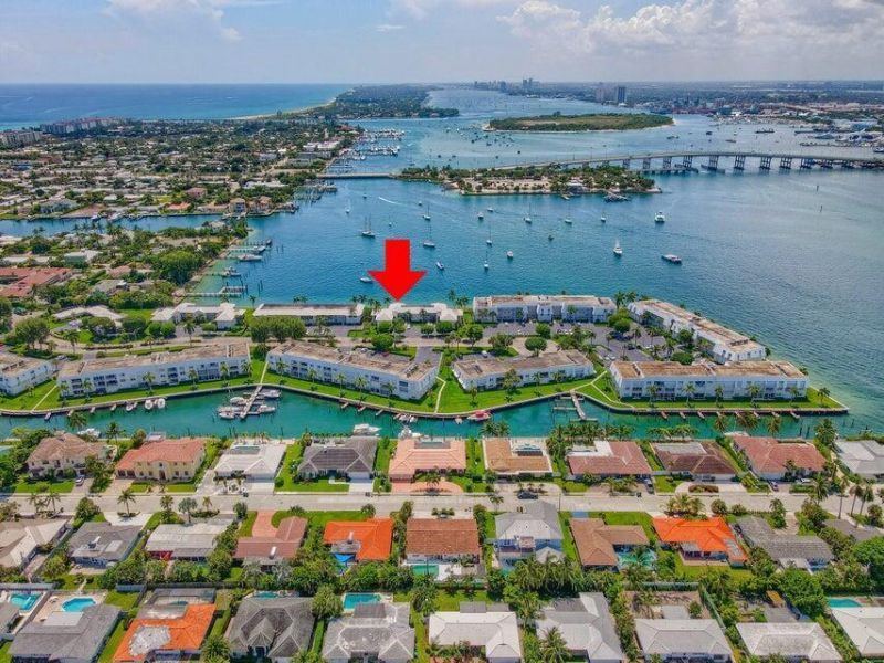 1071 Sugar Sands Boulevard, Unit 8, Singer Island, FL 33404 Photo