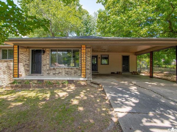 1025 Oakhurst Street, Jacksonville, AR 72076
