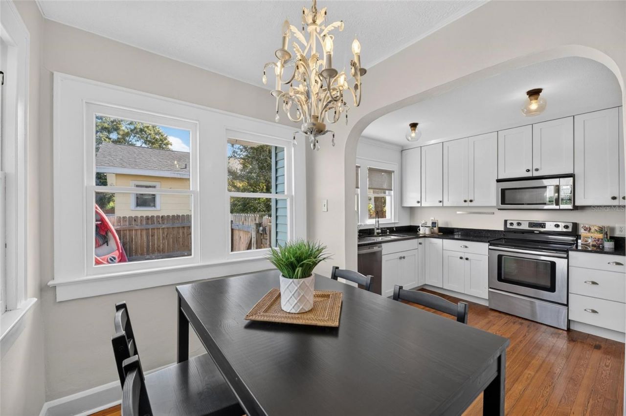307 W Giddens Avenue, Tampa, FL 33603 Photo