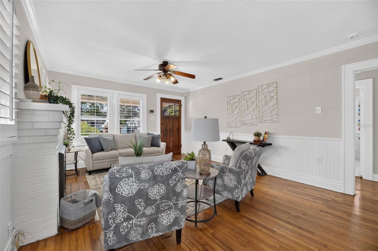 307 W Giddens Avenue, Tampa, FL 33603 Photo